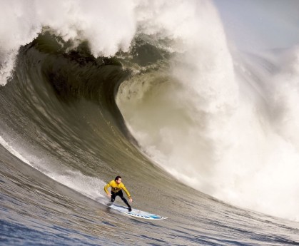 爱游戏娱乐-3-3！2-2！欧冠乱了：三大劲旅翻车，巴萨送大礼，切尔西爆冷丢分，欧冠足球3