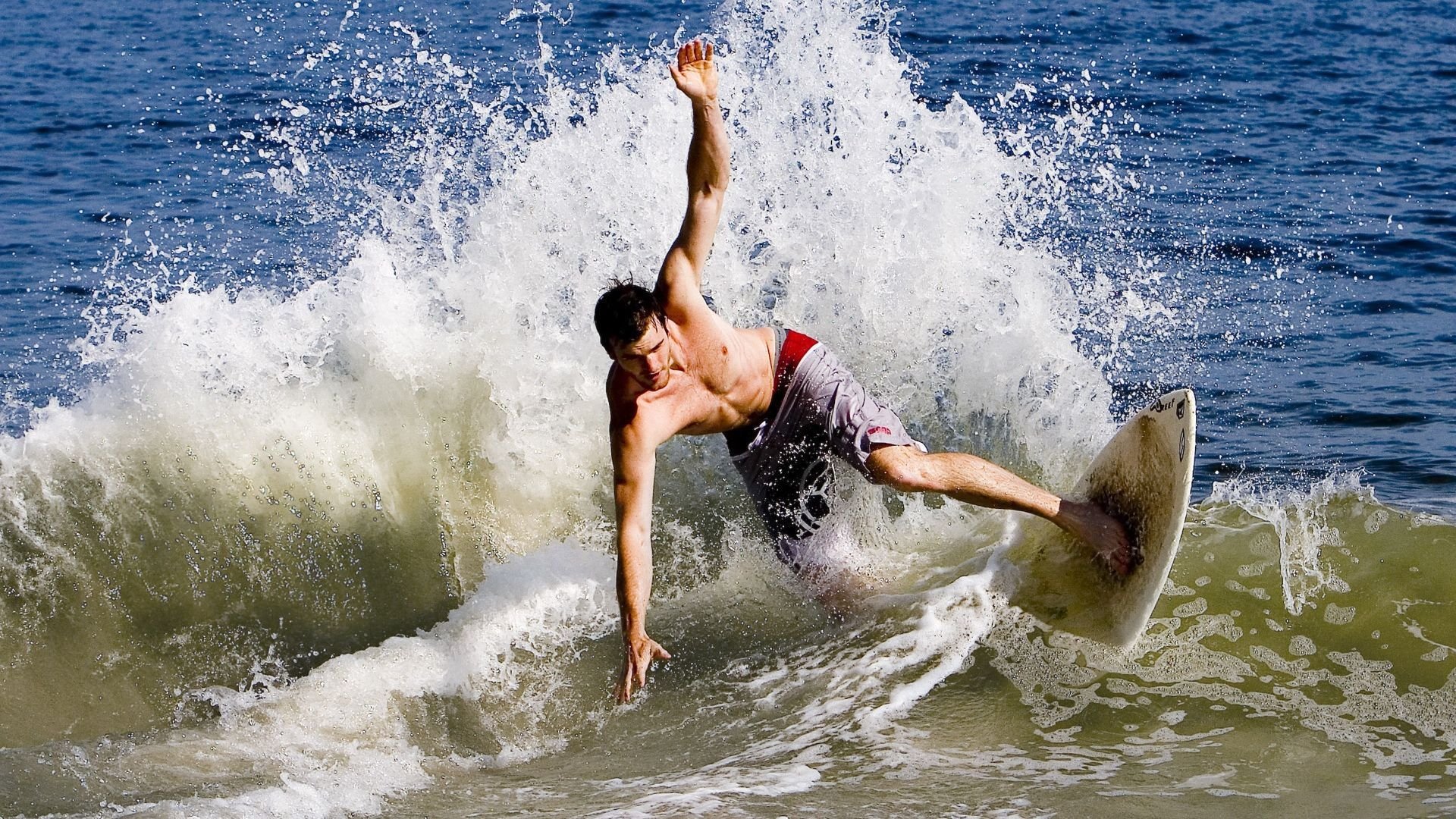 3-1吊打张本智和,奥恰洛夫0-4出局,奥恰洛夫和张本智和胜率
